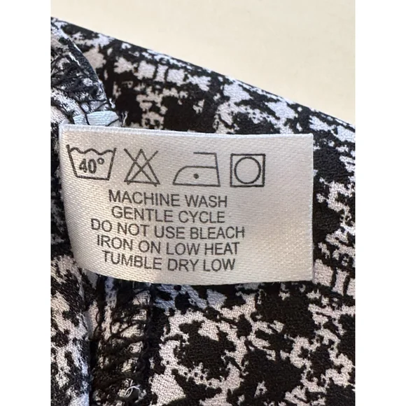 Violet & Claire Career Blouse Womens XL Blue & White 3/4 Sleeves Summer Top - Picture 6 of 17